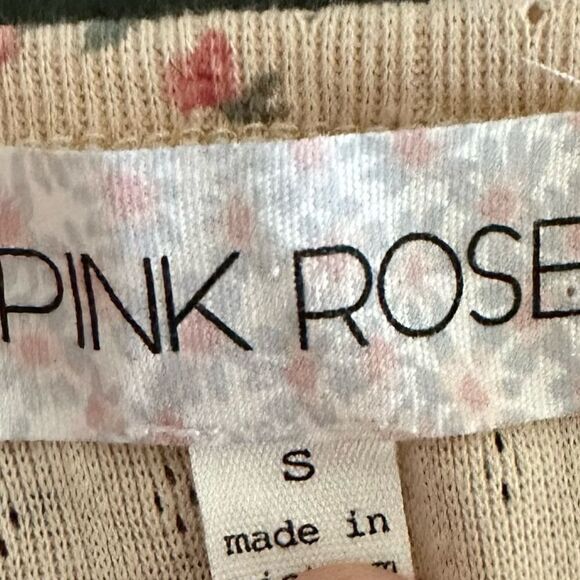 Pink Rose Neutral Floral Cropped Baby Tee Shirt Top - Picture 5 of 5